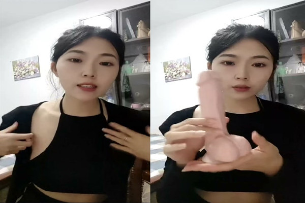 七七爱吃饭湖南妹子高颜值清纯9分极品美 乳 阴 毛长 阴 唇粉假 鸡 巴 亮出水汪汪